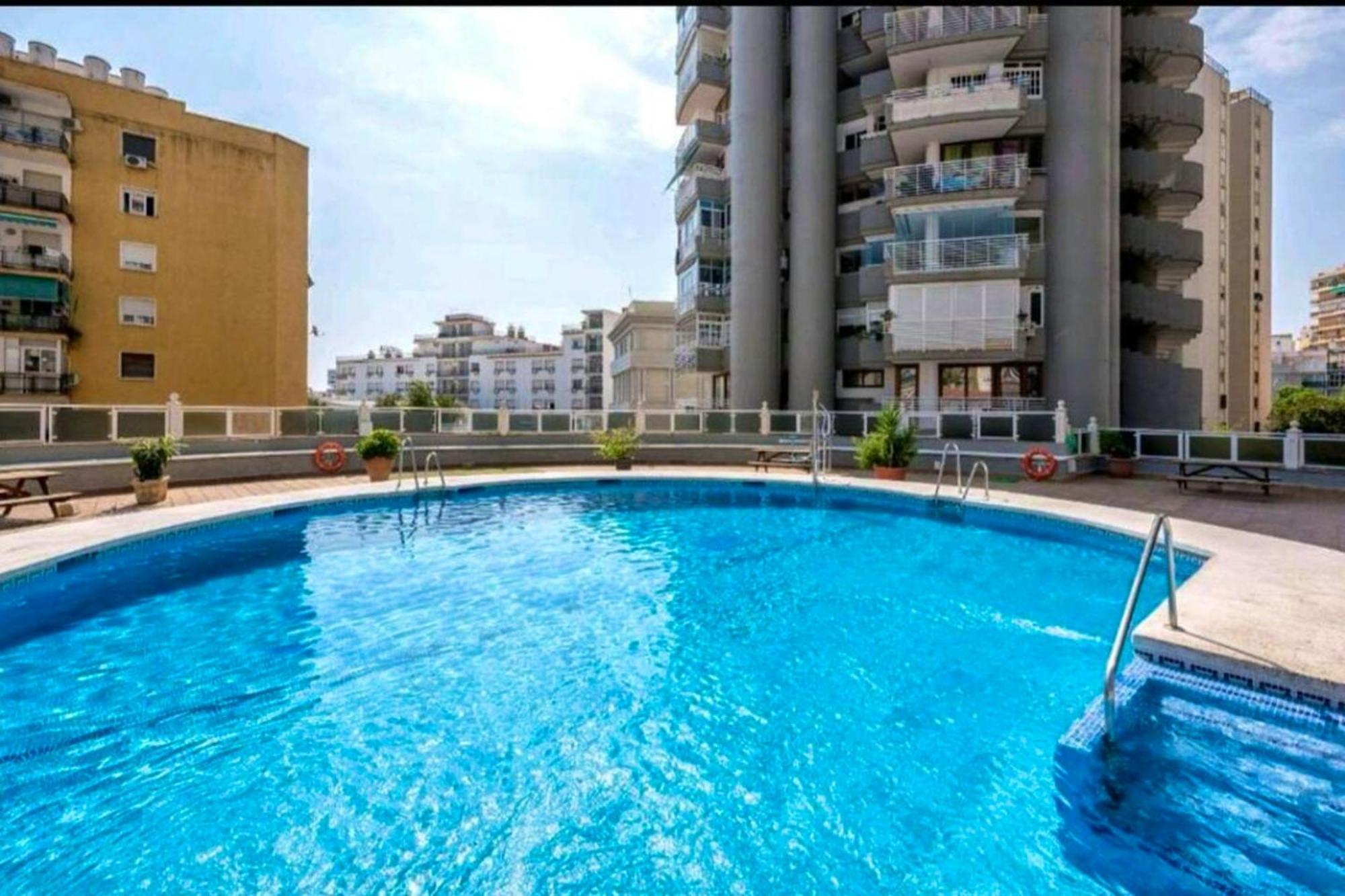 Elegant In With Shared Pool 74 M² * Torremolinos